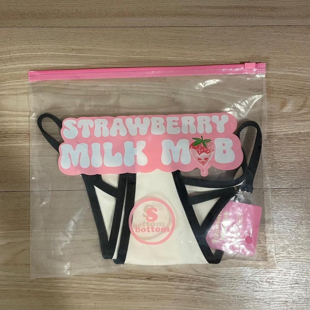 NWT Strawberry Milk Mob Milos Bottom